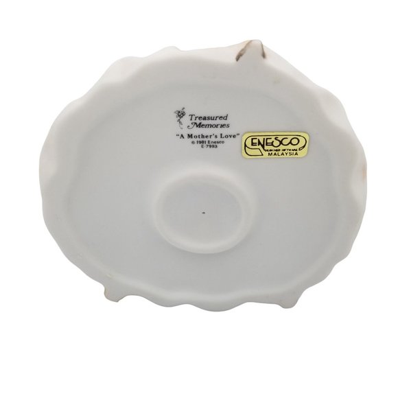 Vintage 1981 Enesco Treasured Memories A Mothers Love Figurine Mother and Child - Picture 5 of 8